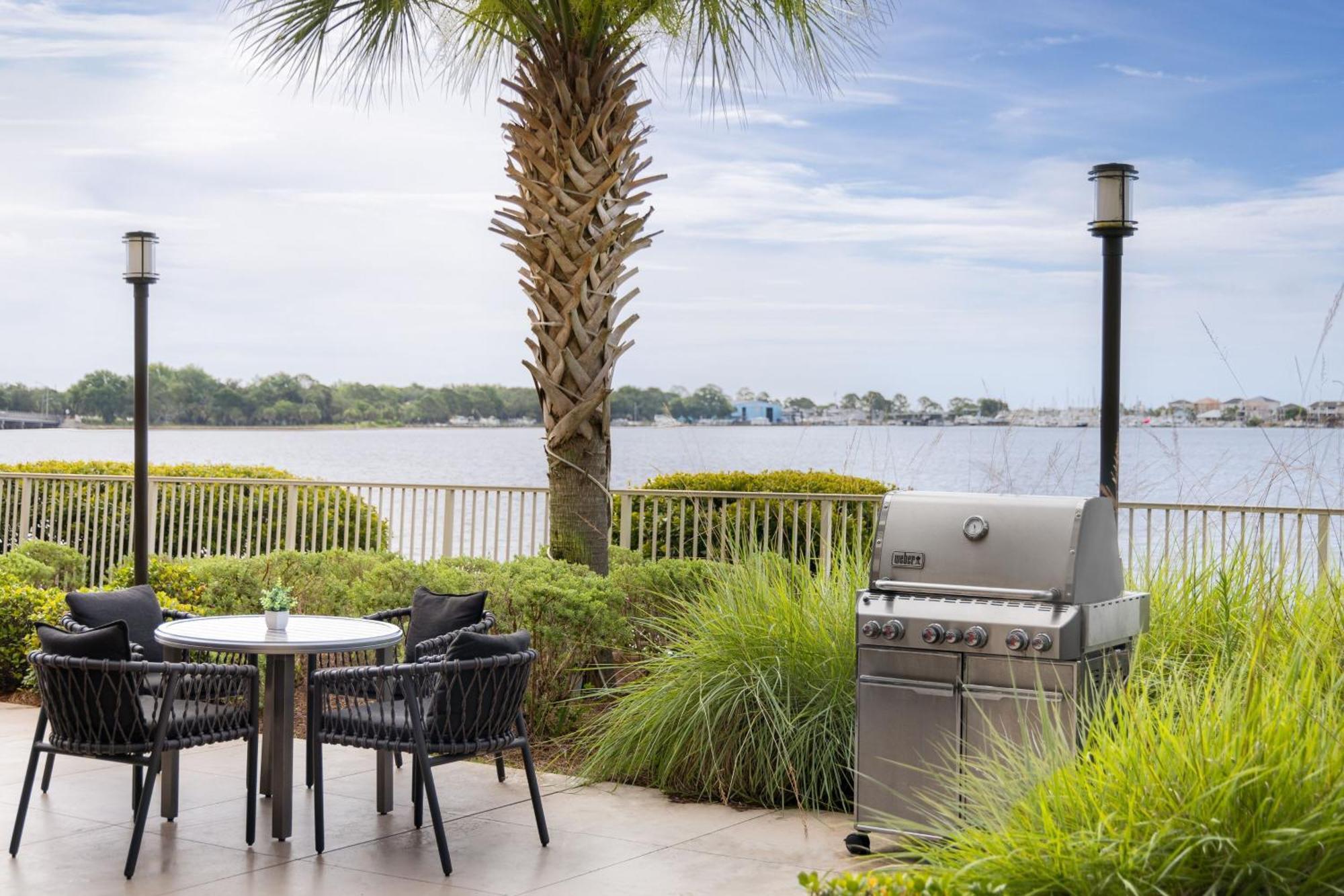 Towneplace Suites By Marriott Fort Walton Beach-Eglin Afb Екстериор снимка